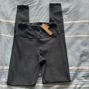 NWT SKIMS HighWaisted Banded Legging Onyx Size XS